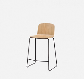 Стул полубарный Ann деревянный с салазками