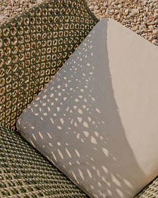 Кресло Olbia из искусственного ротанга и массива тика