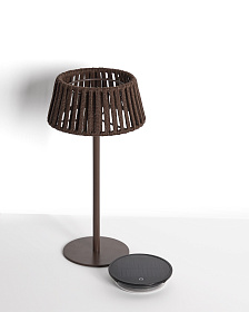 Уличная настольная лампа Aldet на солнечных батареях коричневая