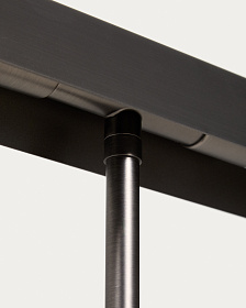 Торшер Lynor из черного металла с основанием из черного мрамора