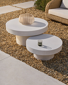 Aiguablava Круглый журнальный столик из белого цемента Ø 90 см