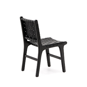 Стул Calixta из кожи и красного дерева с черной отделкой