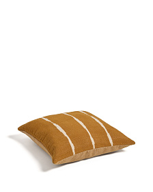 Чехол для подушки Daila оранжевый из 100% ПЭТ с рисунком в стиле икат, 70 x 70 см