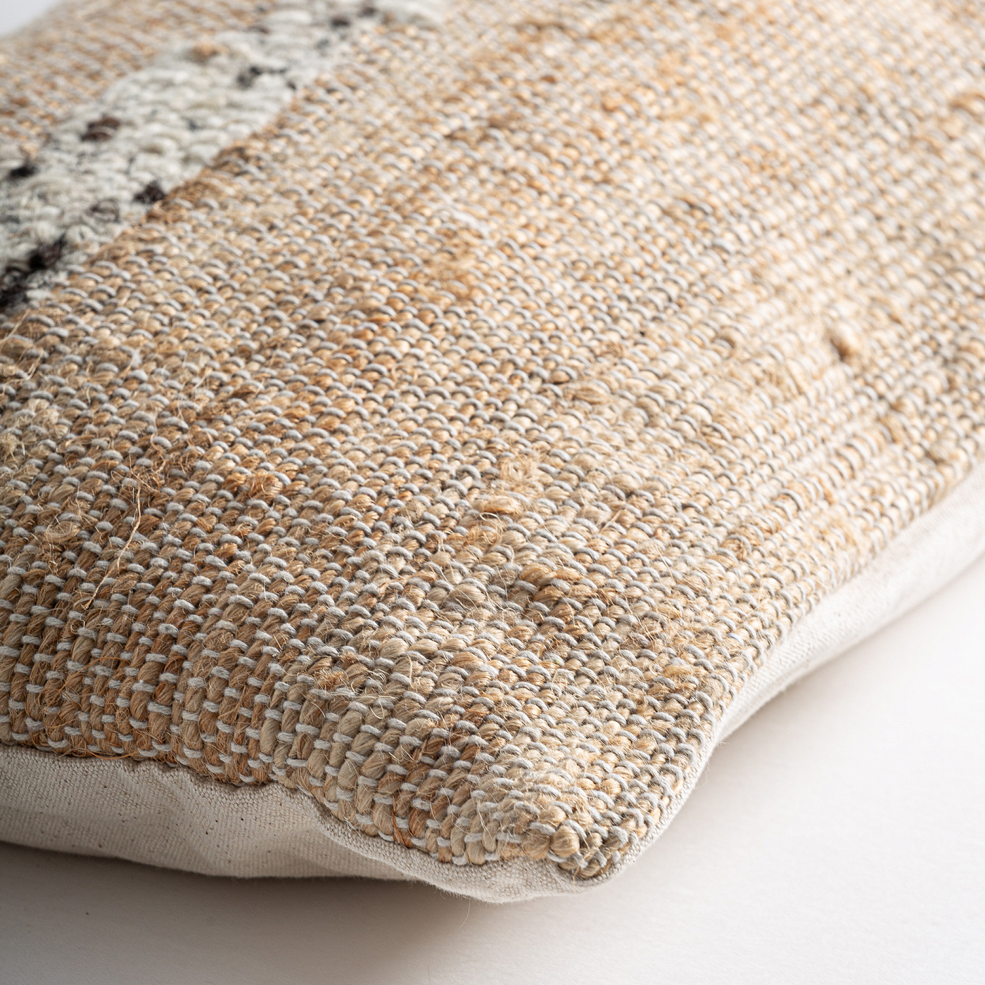 Подушка декоративная MITTET