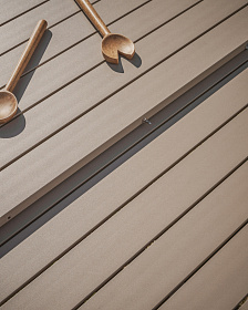 Раздвижной уличный стол Izola из алюминия с бежевой отделкой, 185 (235) x 100 см