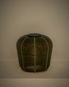 Уличный светильник Garoina солнечных батареях из искусственного ротанга зеленого цвета, 35 см