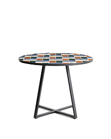 Уличный стол Tella из оцинкованной стали графитового цвета с разноцветной плиткой, диаметр 120 см