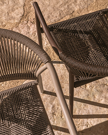 Уличный стул Livadia из коричневого алюминия и веревки