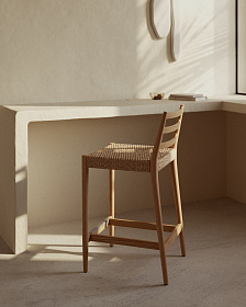 Полубарный стул Analy из массива дуба в натуральной отделке и веревочным сиденьем 65 см