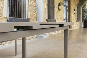 Уличный раздвижной стол Chipre