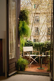 Уличный столик Asinara из зеленого алюминия, диаметр 40 см