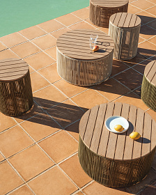 Уличчный столик Dandara из стали, зеленой веревки и массива акации Ø40 см