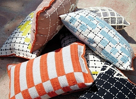 Подушка Bandas Space B оранжевая