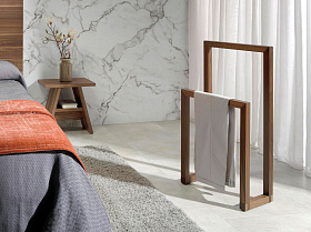 Вешалка для одежды 7104/MI1358 из мореной сосны