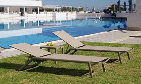 Шезлонг на колесиках Faro