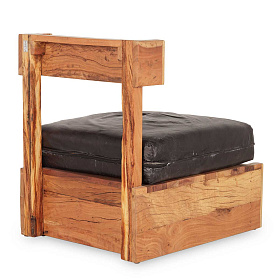 Деревянное кресло Galeric с черной кожаной подушкой