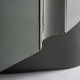 Современный шкаф Saxby