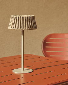 Уличная настольная лампа Aldet на солнечных батареях бежевая