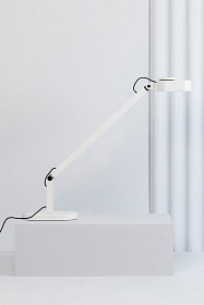 Настольная лампа Inviting белая 6W 2700K-4800K