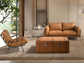 Кресло 5153 из коричневой кожи с подлокотниками из ясеня