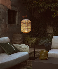 Портативная настольная лампа Saranella из светло-серого искусственного ротанга