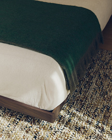 Плед Odelna из шерсти и акрила с оборками зеленого цвета, 130 x 170 см