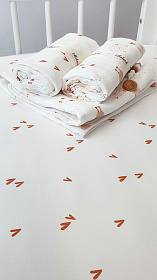 Плед детский Lillaland сердечки/гуси 100/80