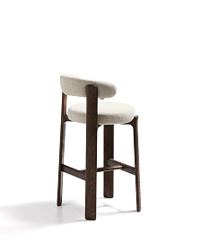 Барный стул Granite из бежевого шенилла и ясеня с отделкой орех 75 см