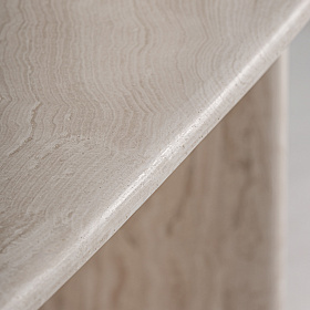 Обеденный стол Thiennes из травертина овальный