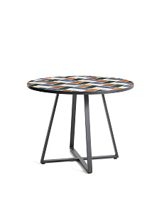 Уличный стол Tella из оцинкованной стали графитового цвета с разноцветной плиткой, диаметр 120 см