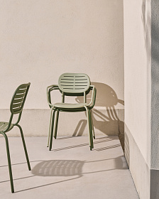 Стул для улицы Brai с подлокотниками из оцинкованной стали тёмно-серого цвета