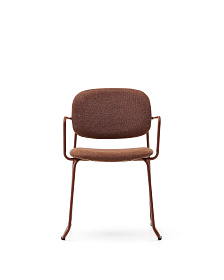 Стул Meli с подлокотниками из терракотовой шенилли с терракотовыми металлическими ножками
