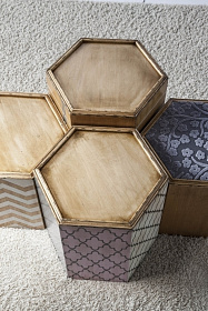 Столик hexagonal 3