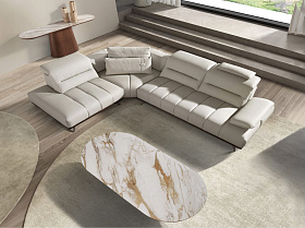 Угловой диван с левым шезлонгом 6243 из светло-серой кожи