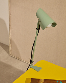 Настольная лампа Jula с зажимом из зеленого металла