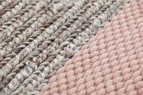 Ковер Mangas Space Plait розовый 160х160