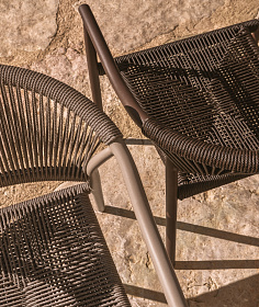 Уличный стул Livadia из коричневого алюминия и веревки