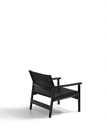 Кресло Jan из переработанной кожи черного цвета и ясеня в черном цвете