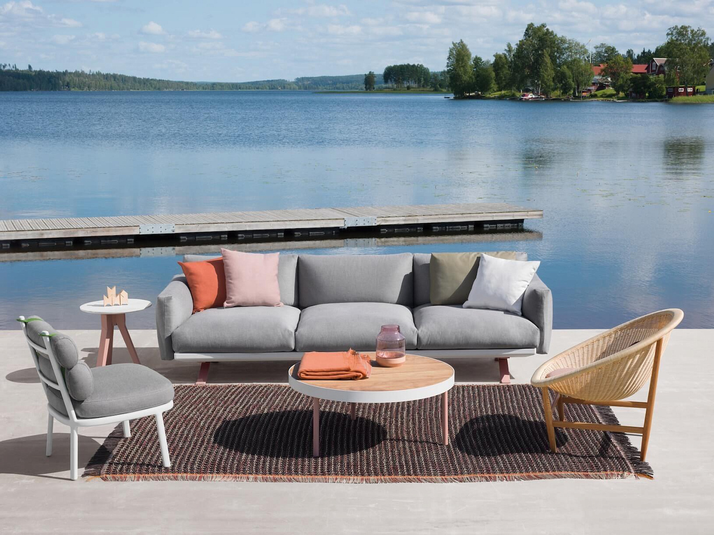 Диван 3-х местный Boma с перекрестными ножками KS2500300