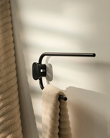 Вешалка для полотенец Arely из черного металла