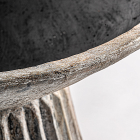 Ваза из гофрированного камня PLISSE