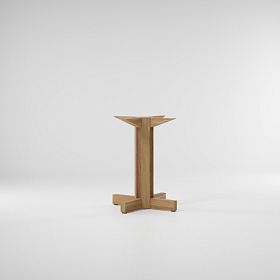 Обеденный стол Altar квадратный лак