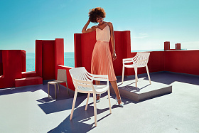 Кресло Spritz с подлокотниками