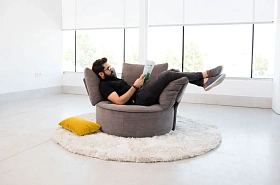 Кресло поворотное Zoe