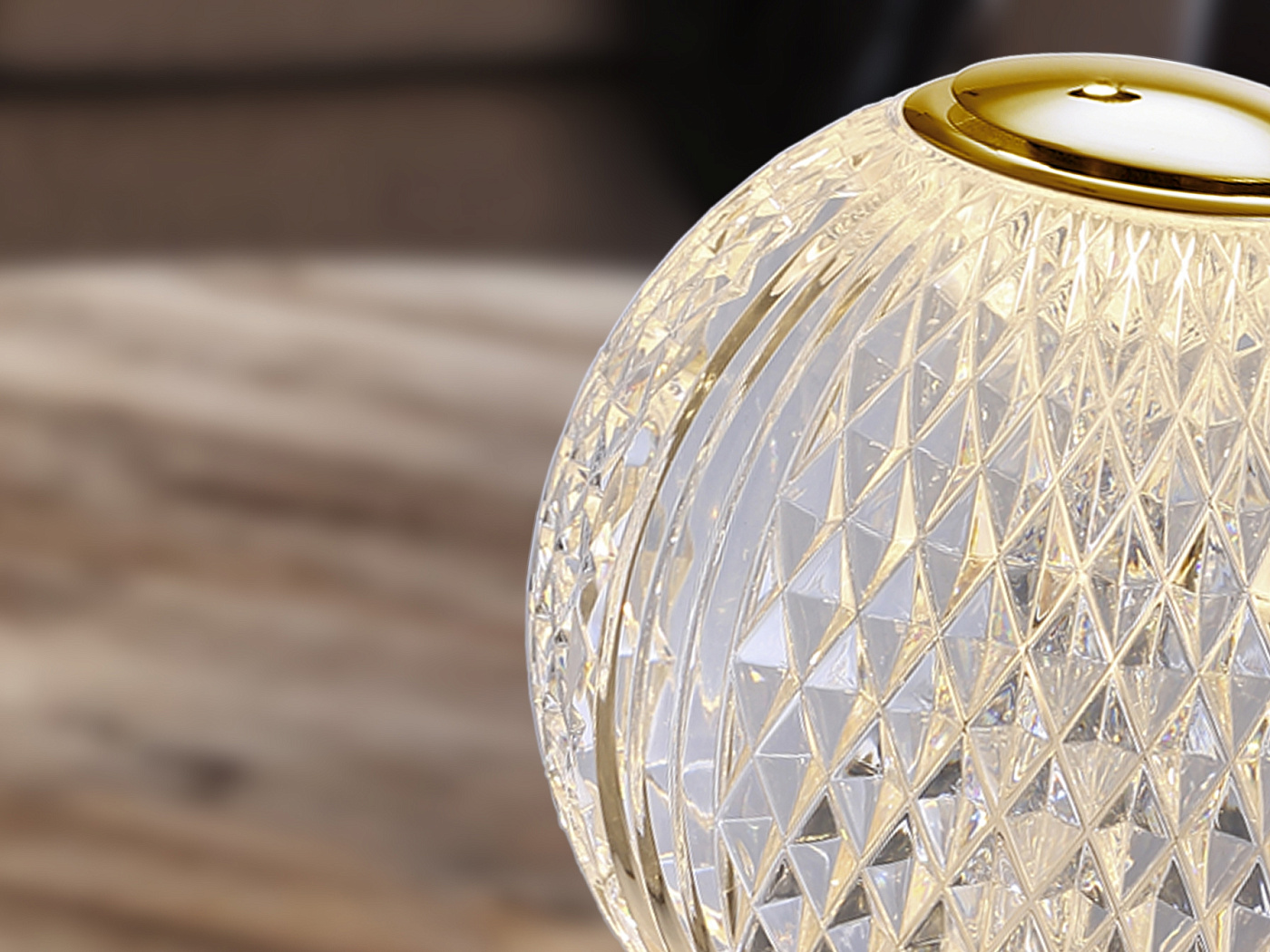 Austral Настольная лампа 1L золотая