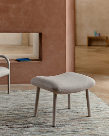 Пуф Inari бежевого цвета и стали с бежевой отделкой