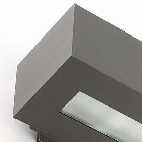 Настенный светильник West-2