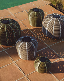 Настольная лампа Garoina на солнечных батареях из зеленого искусственного ротанга, 25 см