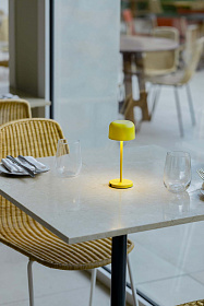 MAVIS 200 Переносная лампа желтая 2W 2700K