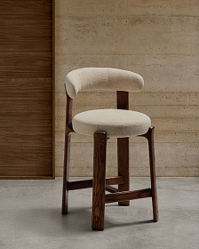 Полубарный стул Granite из бежевого шенилла и ясеня с отделкой орех 65 см